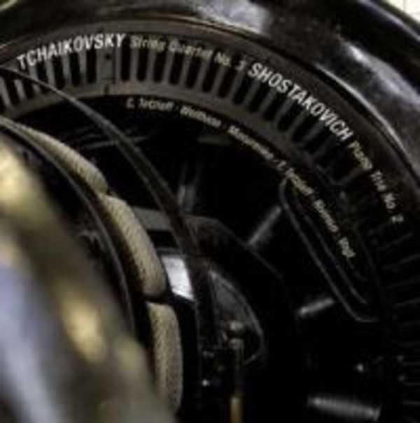 Tchaikovsky - String Quartet No.3 / Shostakovich - Piano Trio No.2